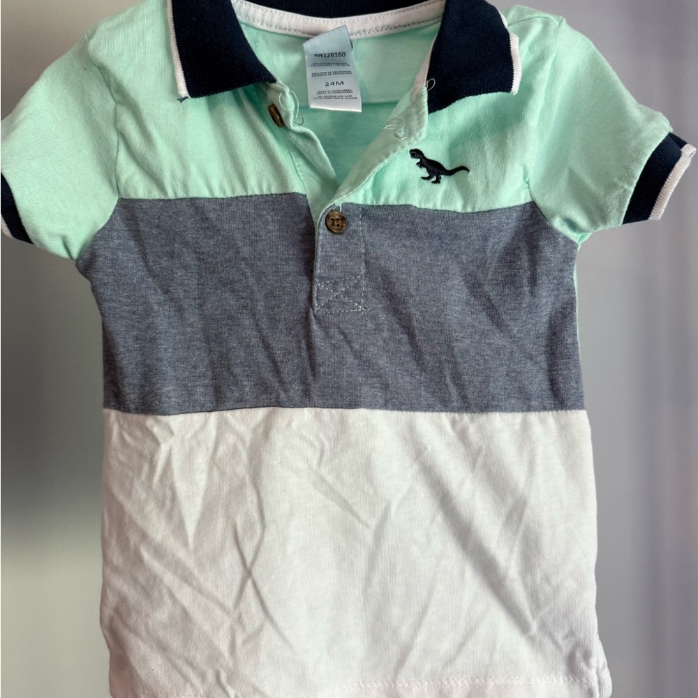 Green and Gray Color-Block Polo Shirt with Navy Accents